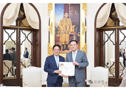 2025–10-20 老挝驻泰大使离任拜会阿努廷　两国誓续写睦邻友好新篇